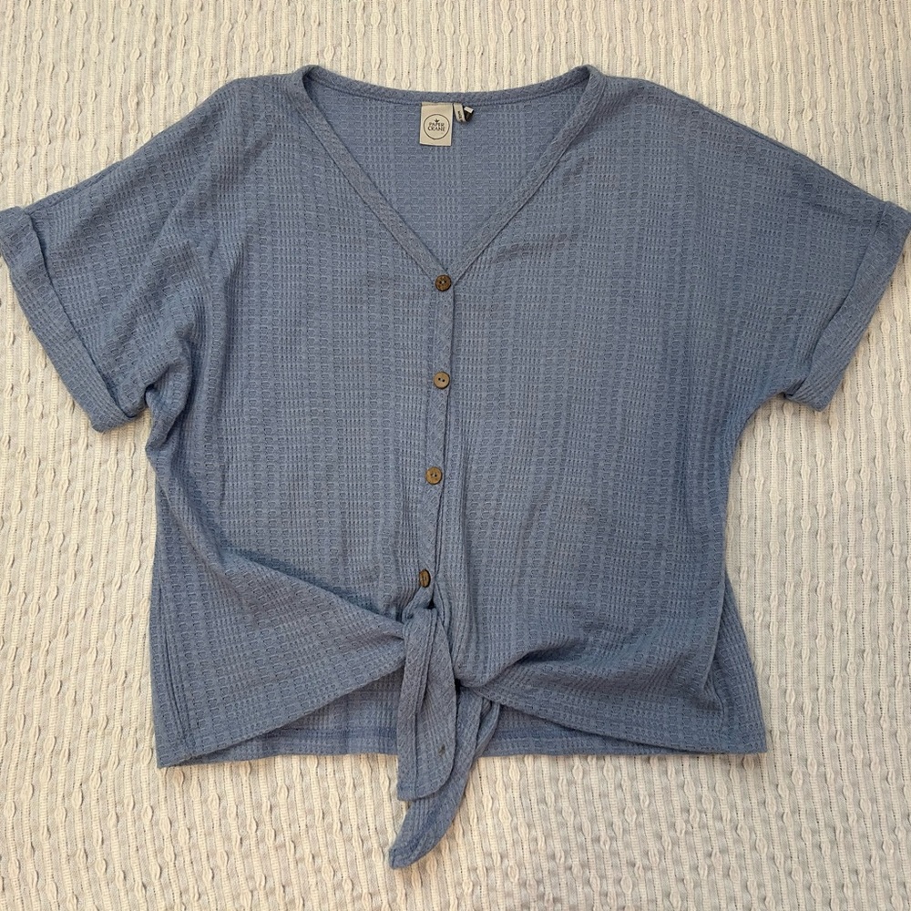 Paper Crane woman’s blue top